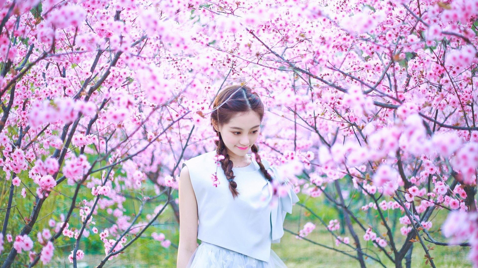 Kaiyun官方登录入口-车坛“天王”背后的艰辛历程，车坛日讯