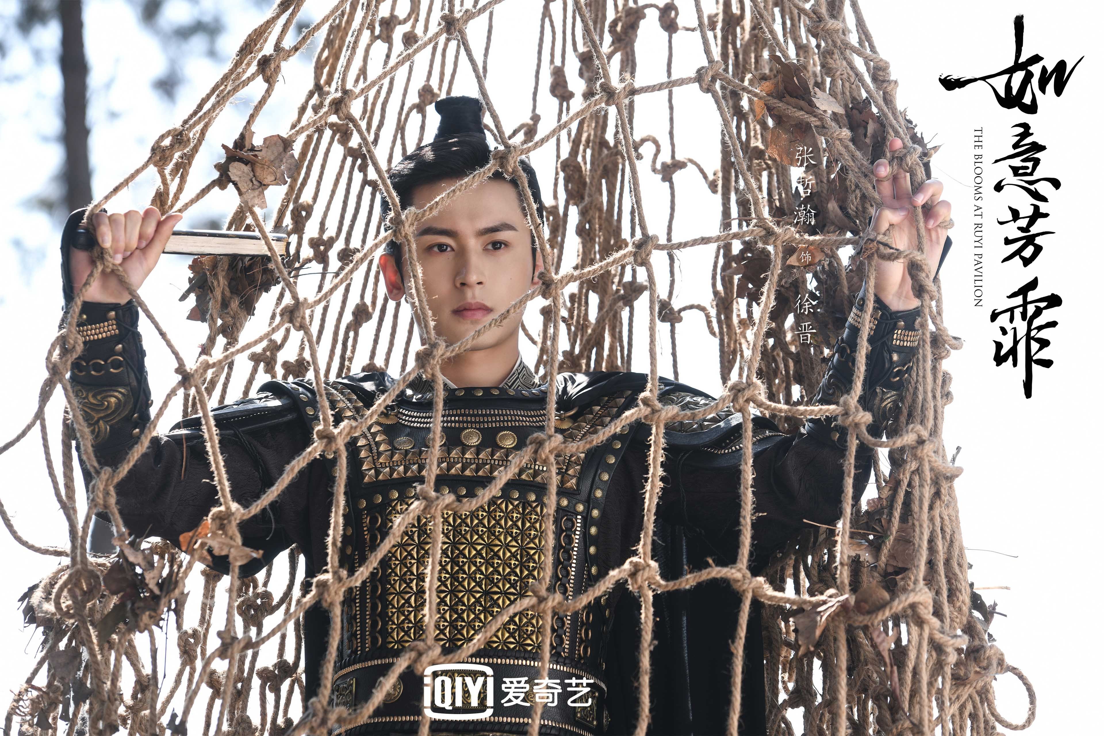 “安赫尔·巴尔博萨的突破与配合技术,帮助美洲狮队发挥战术优势”